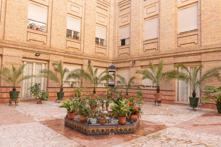 residencia universitaria trinitarias en Sevilla